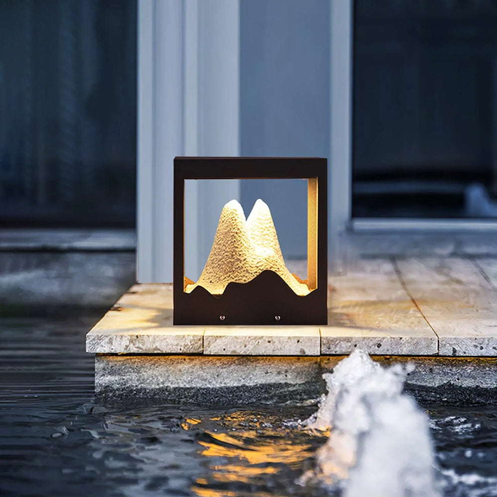 Elegant Mountain-Scene Landscape LED Outdoor Garden Light